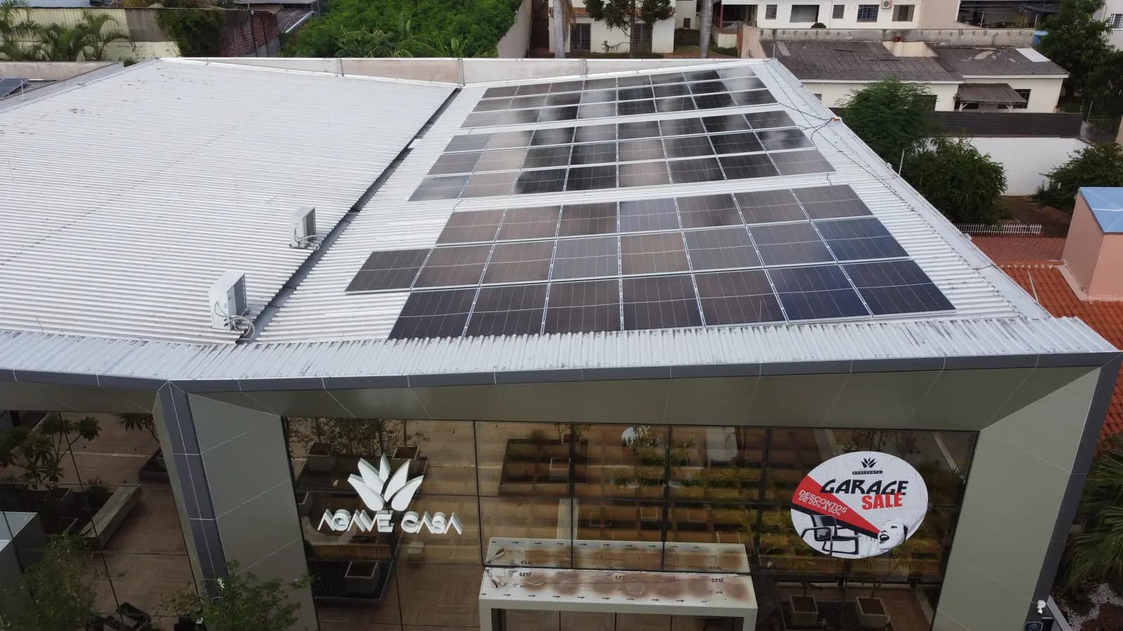 Sistema comercial de 41,42 kWp na Agave Casa, Maringá-PR