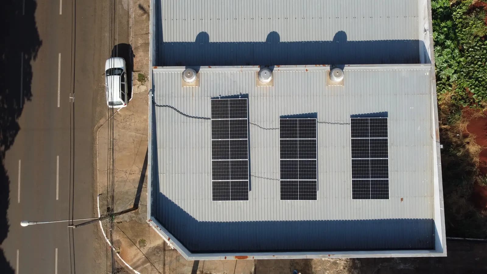 Usina solar INGASOL — Auto Elétrica Rime, Maringá, PR